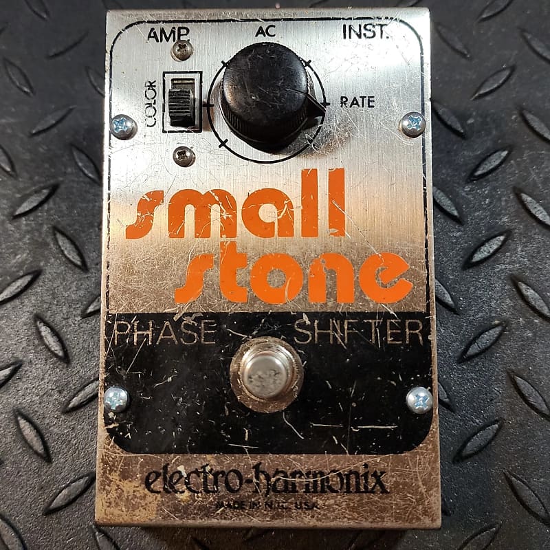 Electro-Harmonix Small Stone Phase Shifter | Reverb