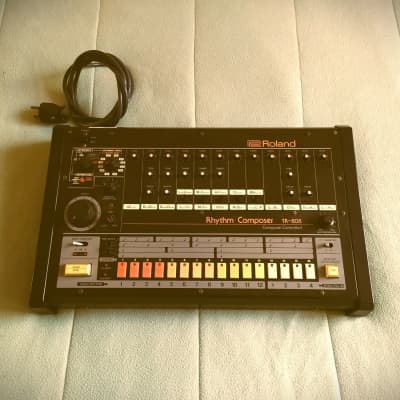 TR-808 Rhythm Composer w/ MIDI *SERVICED*