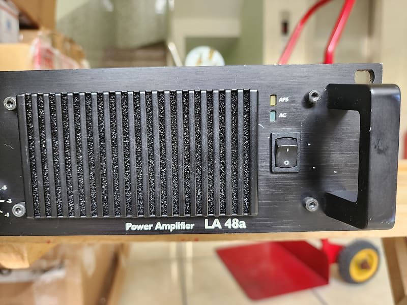 L'Acoustics LA 48a (LAB.GRUPPEN FP6400)