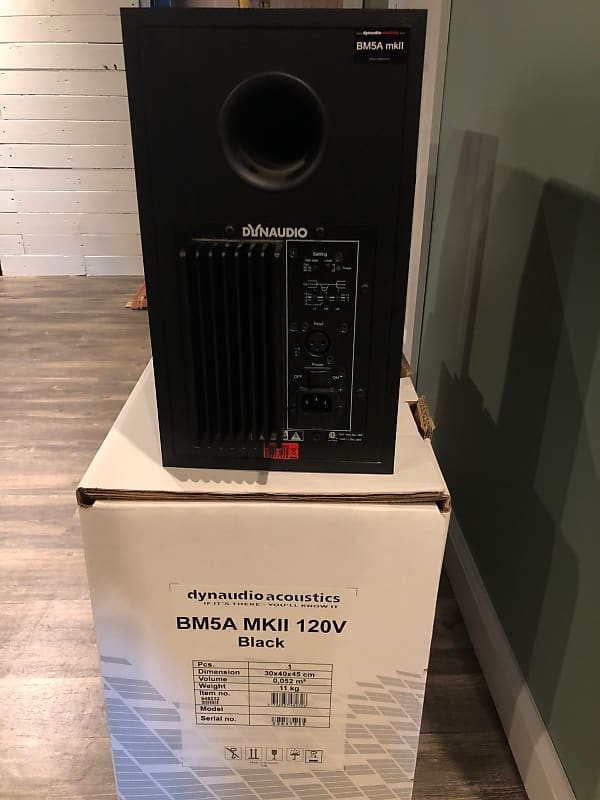 Dynaudio BM5a MKII Black | Reverb