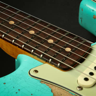 Fender Custom Shop Limited Edition '60 Dual-Mag II Stratocaster® Super Heavy Relic® RW - Aged Sea Foam Green image 14