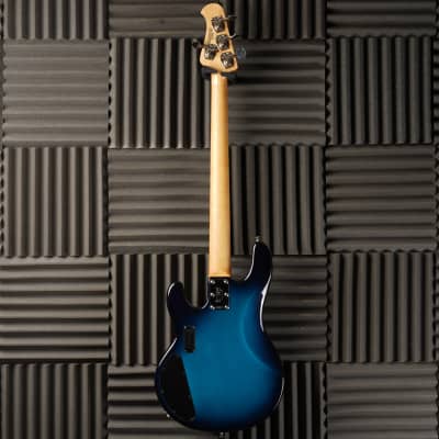 ベース Musicman stingray 4 2007 limited edition Ernie Ball Music Man Limited Edition StingRay 4 HH 2007