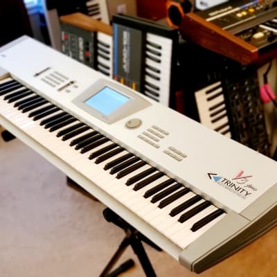 KORG TRINITY V3 PRO 76 SUPER RARE SYNTHESIZER FULLY SERVICED AND IN AMAZING CONDITION!