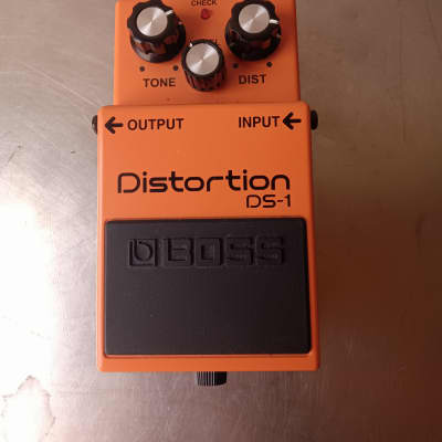 訳あり超特価の通販 Boss 1983 DS-1 Pedal Effects Vintage Japan MIJ Distortion ダーツ、矢