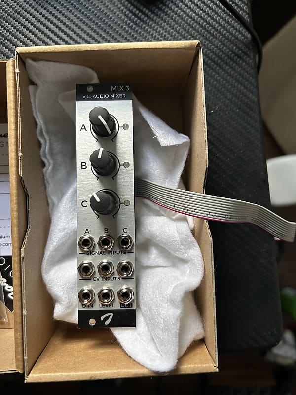 Joranalogue Audio Design Mix 3