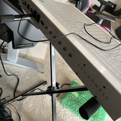Soundwell  DEK Advanced MIDI Controller White image 3
