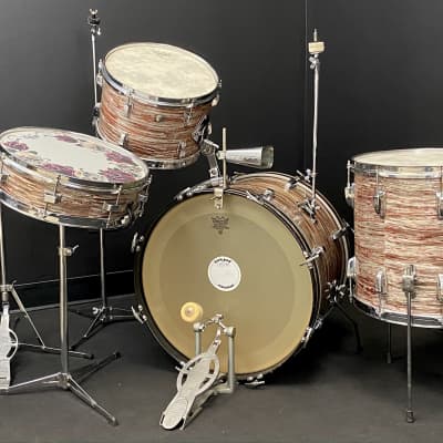 Immagine Ludwig 20/12/14/4x14" Downbeat Transition Badge Drum Set - Pink Oyster. Finest Known - 2