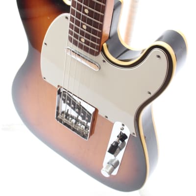2000 Fender Custom Telecaster '62 American Vintage Reissue sunburst image 3