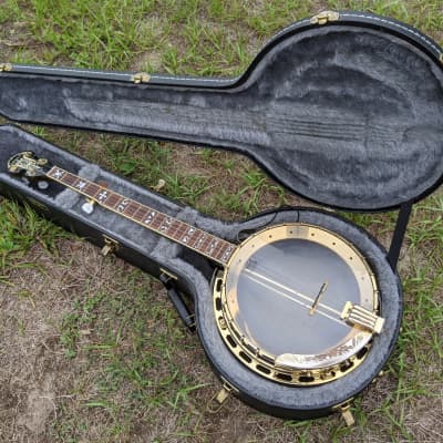 Aria SB-600 Deluxe 5 String Banjo High End Aria Gold Hardware Hard