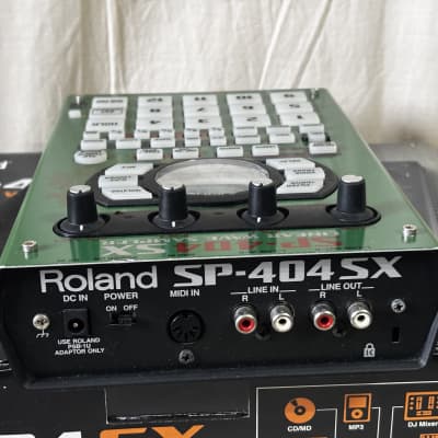 Roland SP-404SX Linear Wave Sampler | Reverb Australia