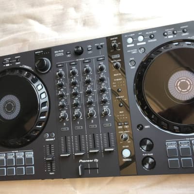 Pioneer DDJ-FLX6 4-Channel DJ Controller for rekordbox and Serato