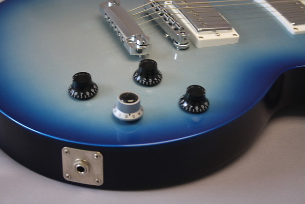 Gibson Les Paul Robot First Edition #0281 Blue Silverburst W