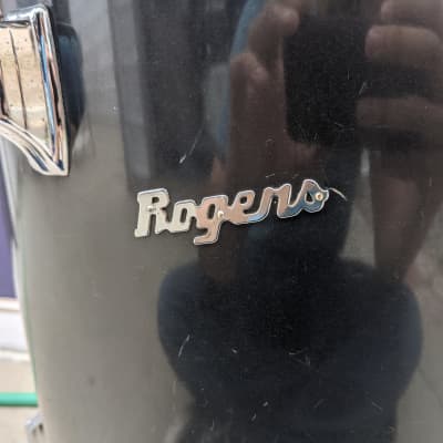 Early 1970s Rogers 16 x 16" Black Wrap Floor Tom - Looks Really Good - Sounds Great! image 2