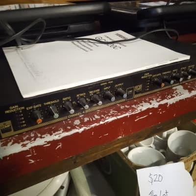 Yamaha GC2020C Compressor & Limiter
