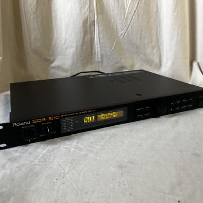 Roland SDE-330 SDE 330 Dimensional Space Delay New internal