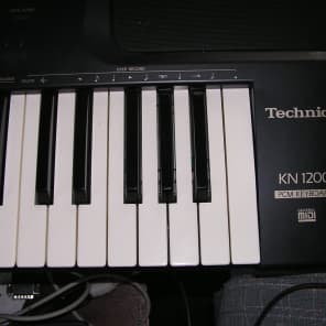 Technics  KM1200 PCM Keyboard  Black image 3