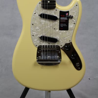 Fender American Performer Mustang Rosewood Fingerboard Vintage White w/ Bag image 2