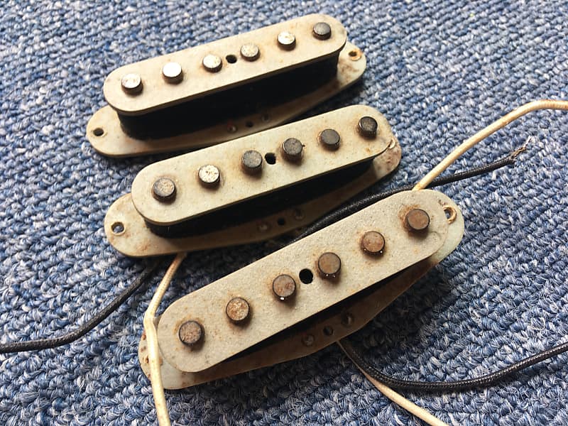 Tokai E-stamp single coil pickup set - 70s ST-80 Springy