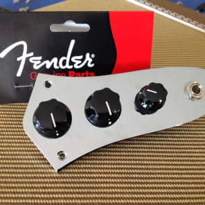 Fender jazz hot sale bass controls