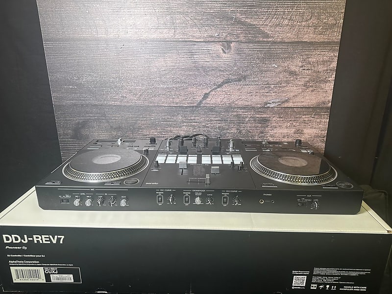 Pioneer DDJREV 7 DJ Controller (Charlotte, NC) Reverb