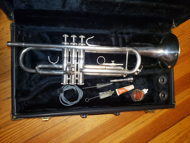 Bach TR200S Intermediate Silver TrumpetChem Cleaned, Reverb