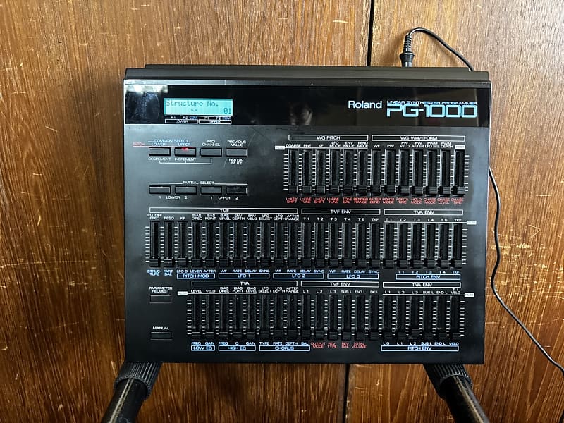 鍵盤楽器 Roland PG-1000 Roland PG-1000 Linear Synthesizer Programmer | Reverb Canada