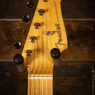 Fender Noventa Stratocaster in Daphne Blue image 5