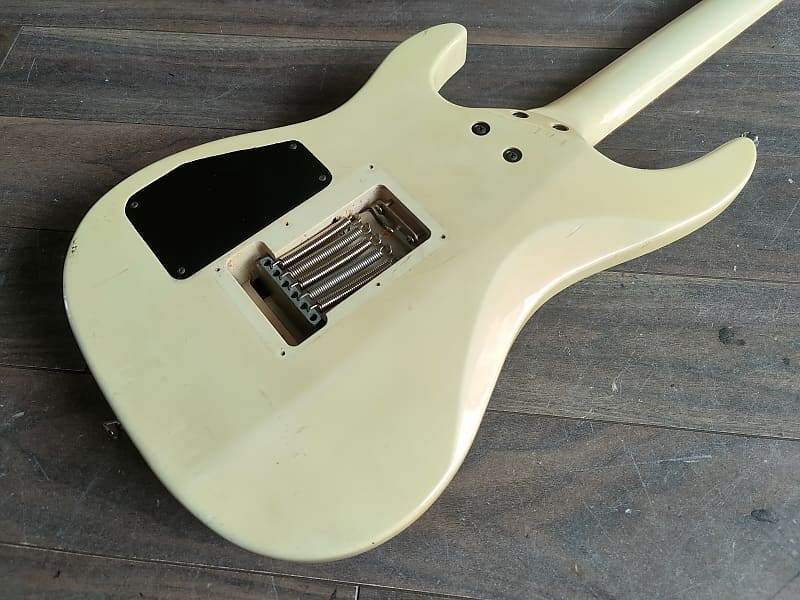 1990's Aria Pro II MA-550 Magna Superstrat SSH (White) | Reverb