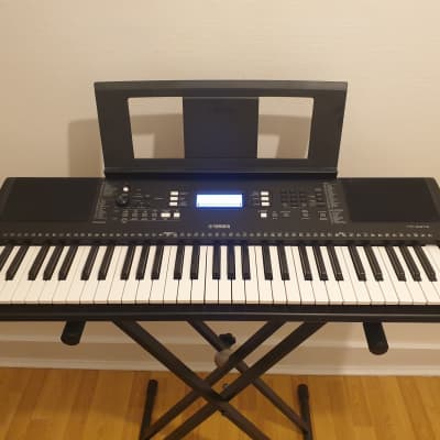 Yamaha PSR-E373 61-Key Portable Keyboard 2020 - Present - Black