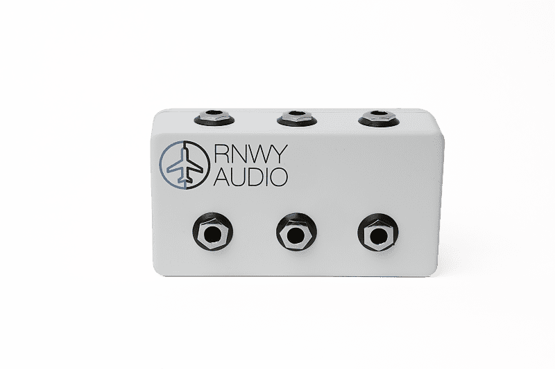 Runway Audio TRS Junction Box White Reverb