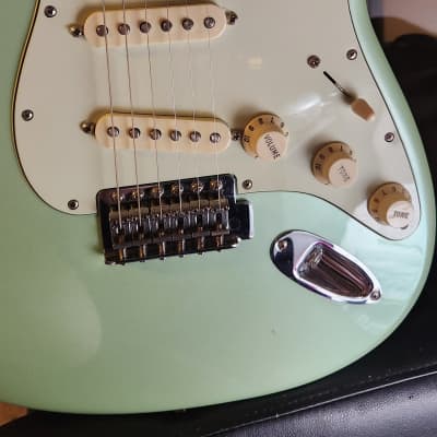 Fender Stratocaster 2018 - Seafoam Pearl image 3