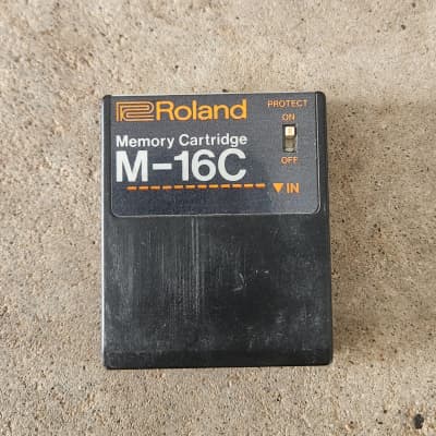 Roland M-16C Memory Cartridge for TR-707, TR-727, TR-909, JX-3P, JX-8P, JX-10