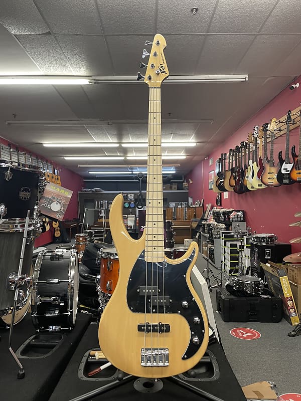 Peavey Milestone 4-String Electric Bass Natural image 1