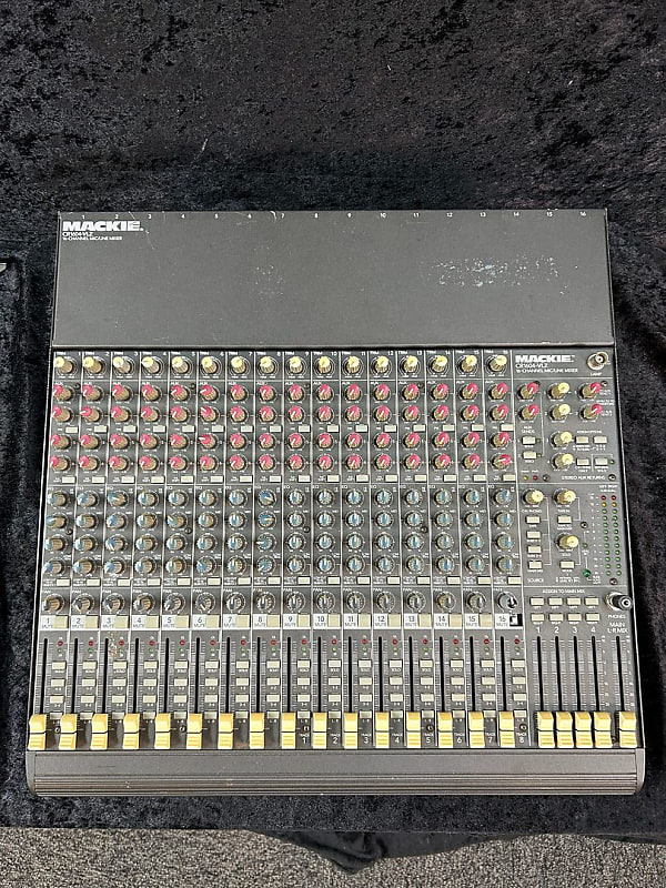 Mackie CR1604 VLZ 16Ch Mixer Mixer (Nashville, Tennessee)