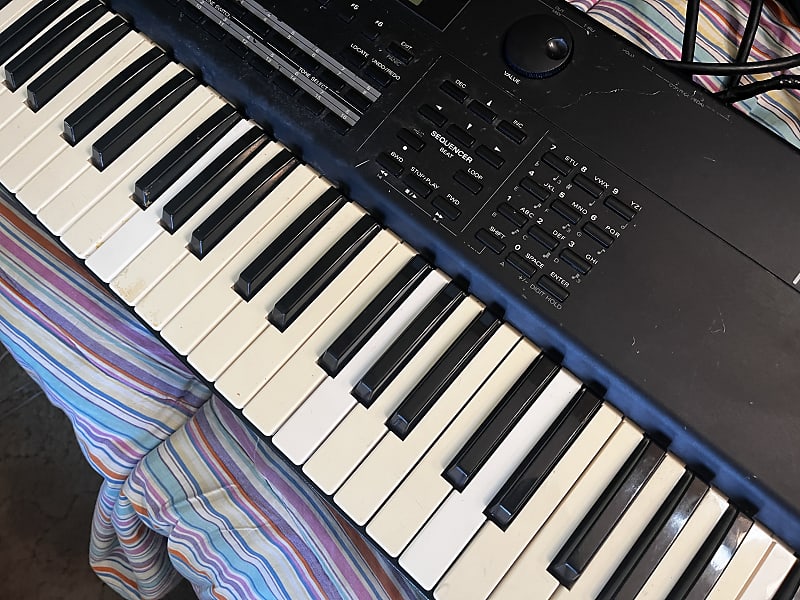 値下げ！【希少】Roland XP-80 76鍵 シンセサイザー ジャンク 希少】Roland XP-80 76鍵 シンセサイザー ジャンク