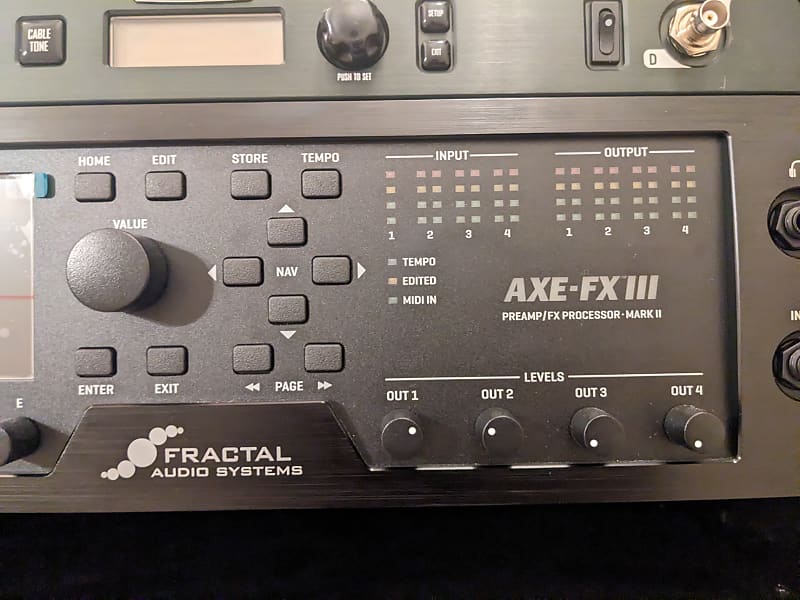 Fractal Audio Axe-Fx III MKII, Line 6 G90 Wireless, Furman M Fractal Audio Axe-Fx III MKII, Line 6 G90 Wireless, Furman M