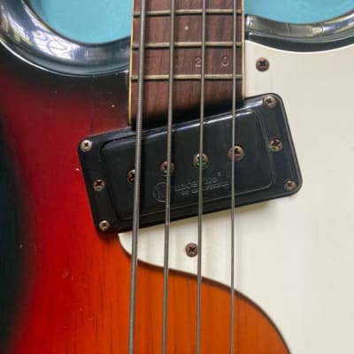 Mosrite Bass 1966 - Ventures style model - Sunburst image 13