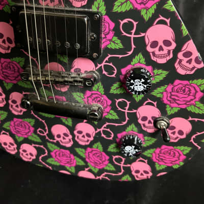 Daisy Rock Skulls & Roses 💀 🌹 image 11