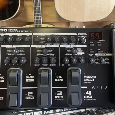 BOSS ME-90 Guitar Multiple Effects Introducing the most advanced