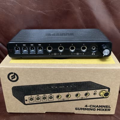 鍵盤楽器 MOOG 4-Channel Summing Mixer Moog Sound Studio 2: DFAM + Subharmonicon + 4 Channel