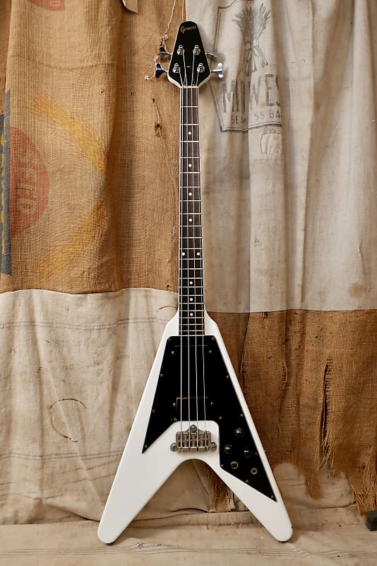 Greco FVB-750 Flying V Bass 1990 - White | Reverb Finland