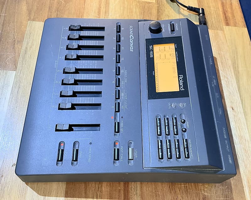 Roland SC-155 Sound Canvas MIDI Sound Module