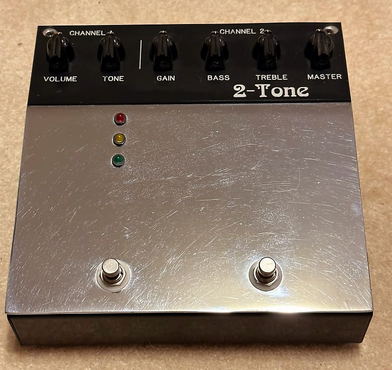 Bad Cat 2-Tone Tube Preamp Pedal 2000s - Black and Chrome