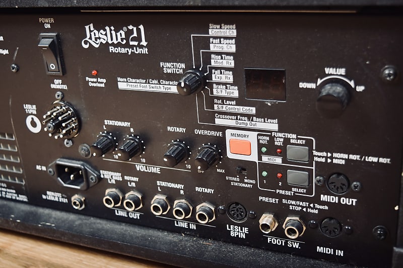 Leslie Model 2101 mk2 125-Watt 6 Leslie Model 2101 mk2 125-Watt 6