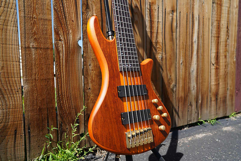 ベース Studio-6 Bass( SCHECTER Diamond Series) Stiletto Studio-6