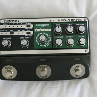 Boss RE-202 Space Echo | Reverb