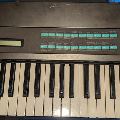 (16421) Yamaha DX9 Keyboard image 3