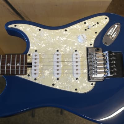 Floyd Rose Discovery Series Blue electric guitar image 5