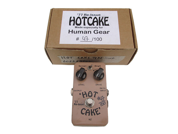 HOT CAKE ‘77 re-issue clone CROWTHER AUDIO Hot Cake '77 Re-Issue vs Clone - YouTube