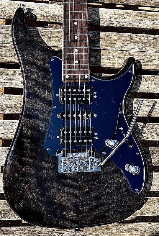 Vigier Excalibur Shawn Lane Master Signature Clear Black Guitar W/DiMarzio  PU's & Gig Bag